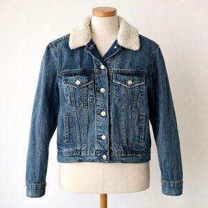 Unveil Denim Sherpa Collar Jean Jacket Size XS Button Front Women's Trucker